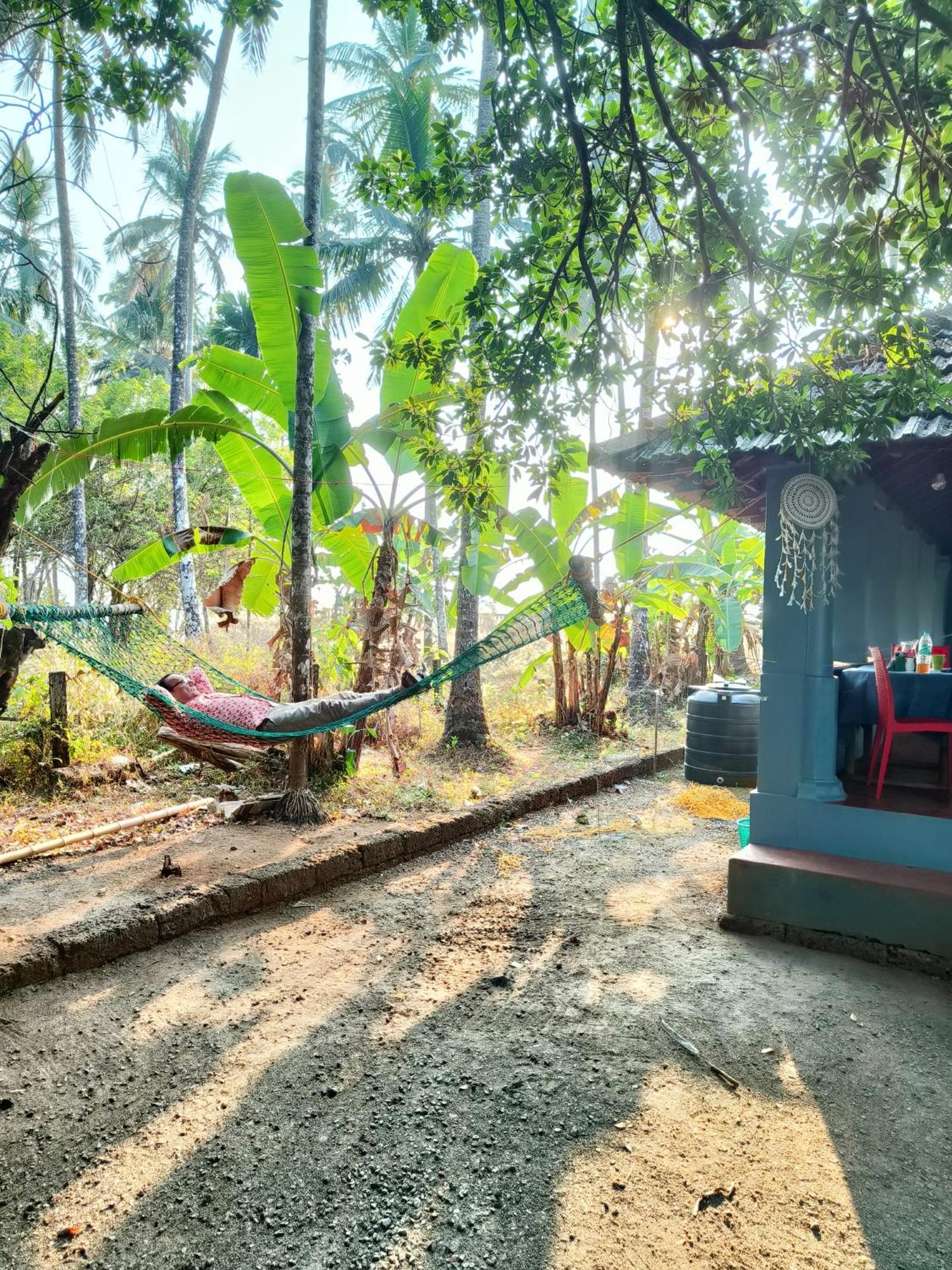 Bed and Breakfast Perch Next Door Kannur Esterno foto